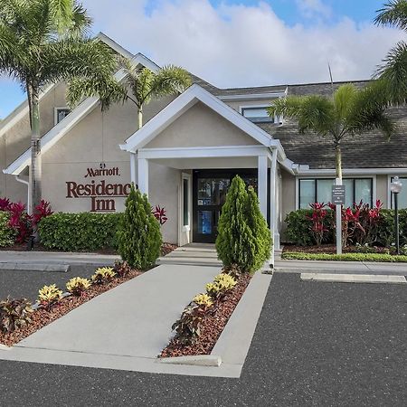 Residence Inn St. Petersburg クリアウォーター エクステリア 写真