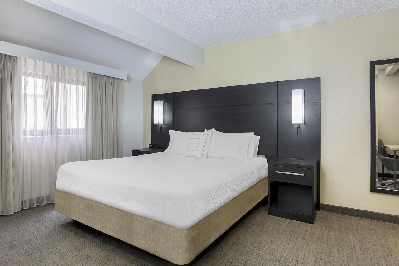 Residence Inn St. Petersburg クリアウォーター エクステリア 写真