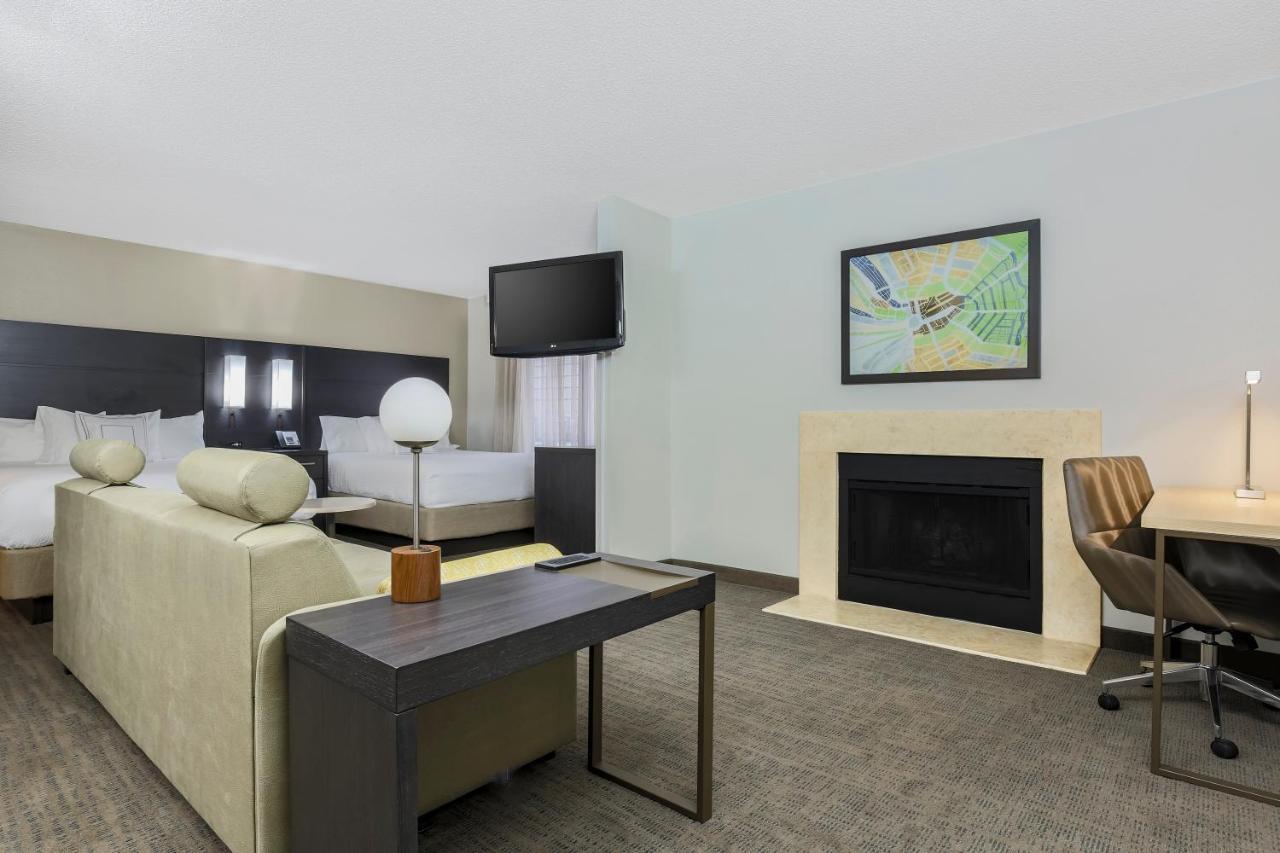 Residence Inn St. Petersburg クリアウォーター エクステリア 写真