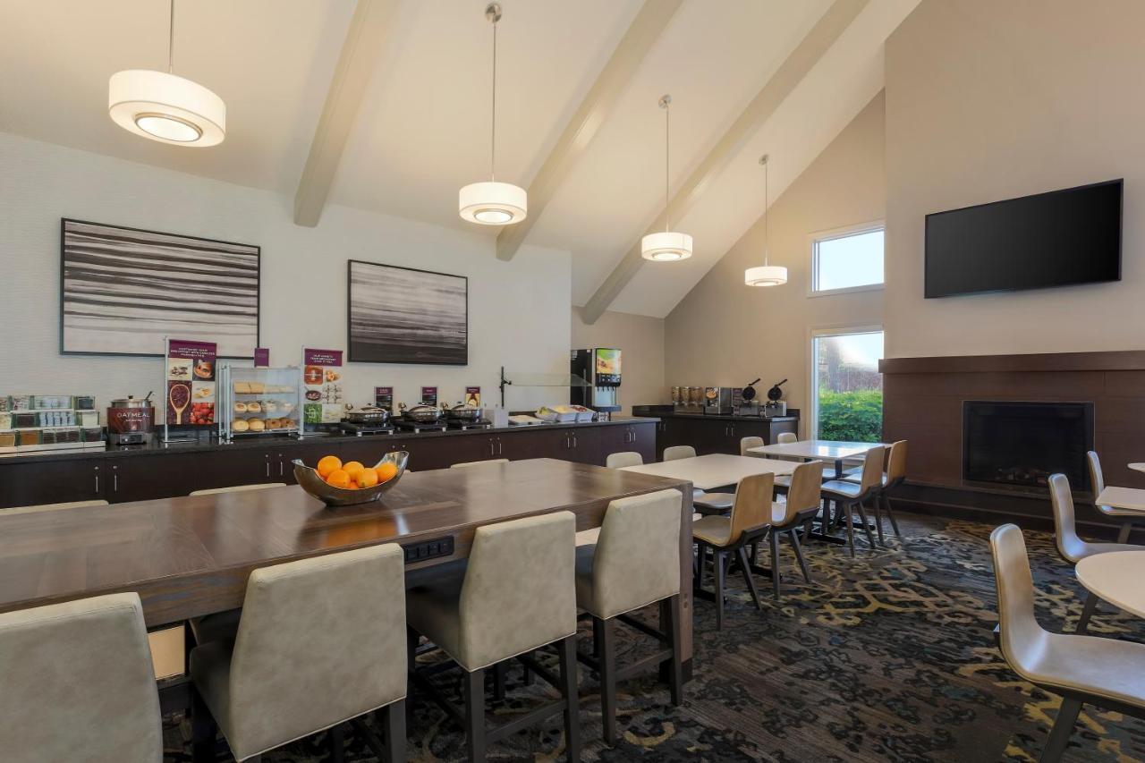Residence Inn St. Petersburg クリアウォーター エクステリア 写真